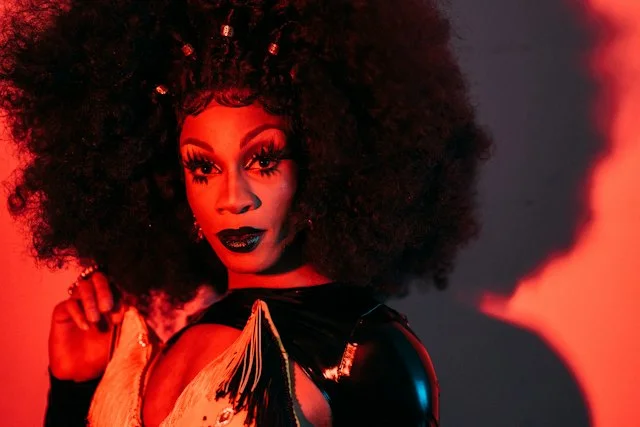 Red-Wig-with-Bang