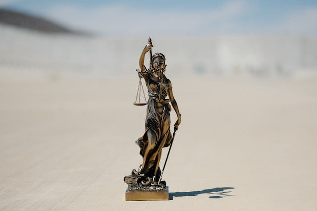 Criminal-Defense-Attorneys