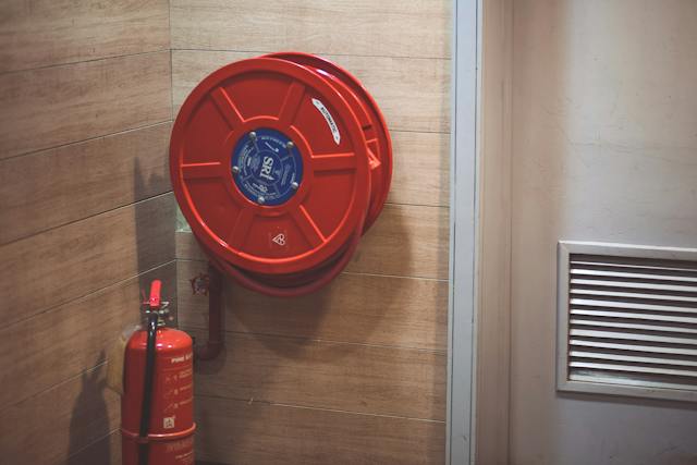 Fire-Extinguisher