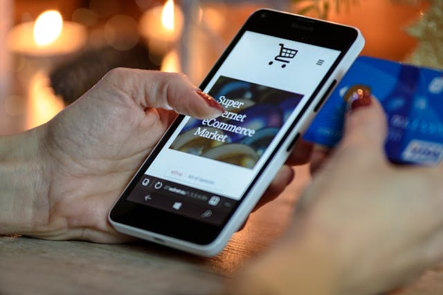 What is a Key Benefit of Having an Online Presence for a Business?