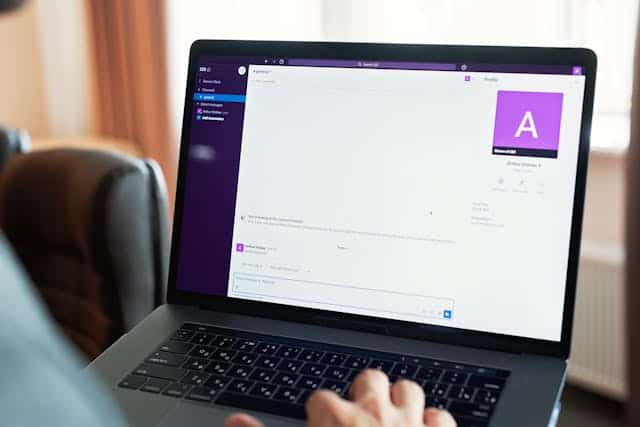 how-to-set-out-of-office in-outlook-app